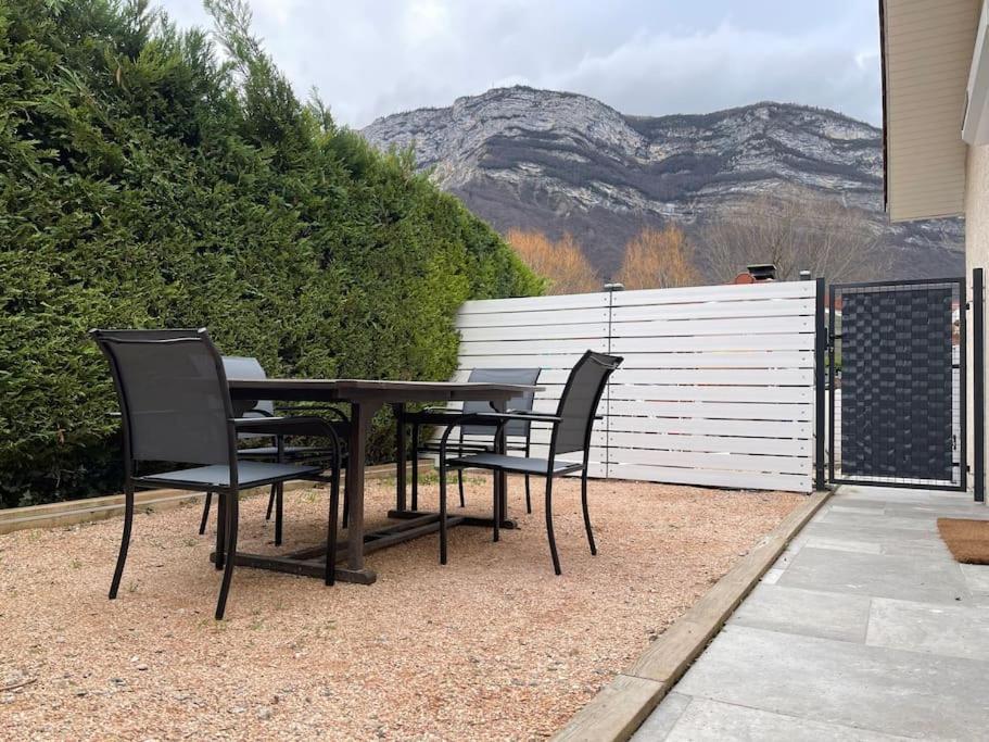 Grenoble Sud Varces Suite Privatisee Au Pied Des Montagnes エクステリア 写真